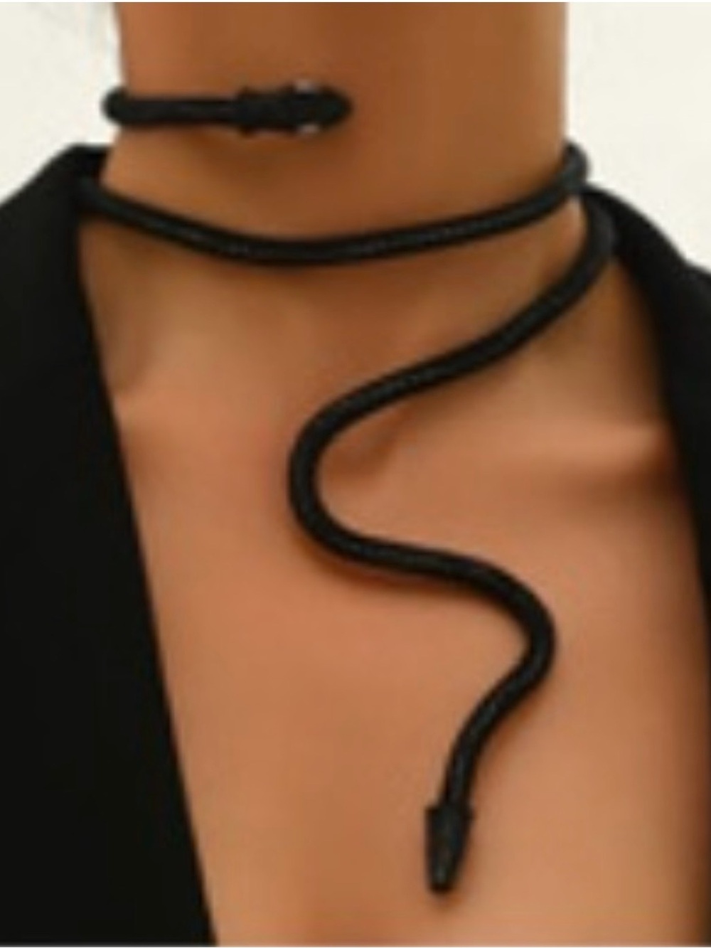 NWT Womens 37” Black Wrap Snake Choker Necklace flexible